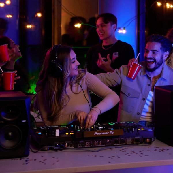 Sistema de DJ digital Pioneer DJ XDJ-RX3 - Imagen 7